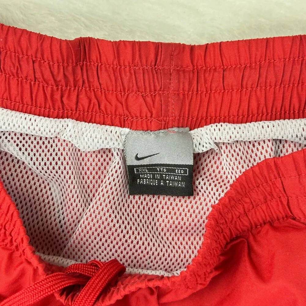 Nike Swim Trunks Mens XXL Red Colorblock Board Shorts Nylon Lined Volley‎ Summer